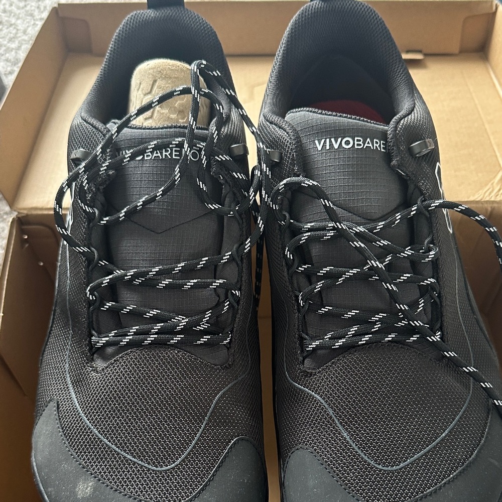 Vivo barefoot Men's Charcoal Athletic Shoes BRAND NEW
